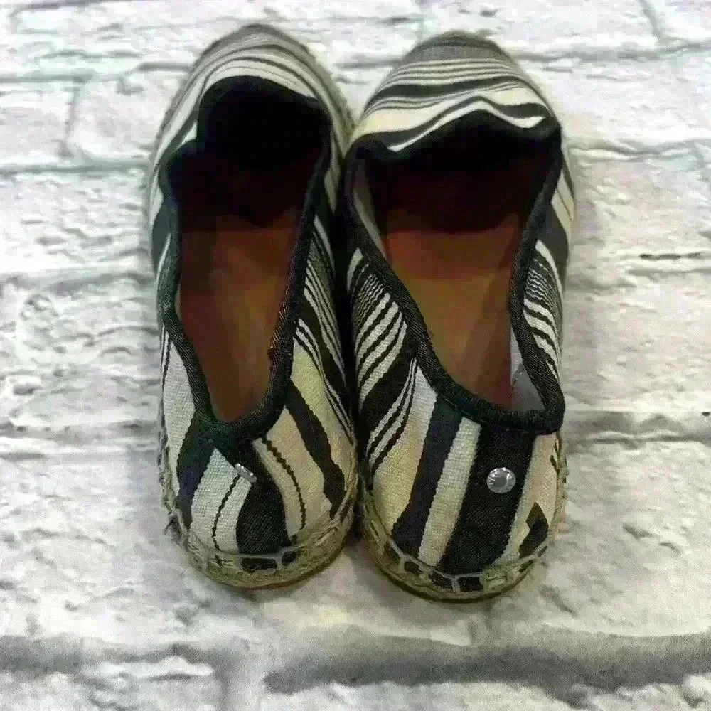 G.H Bass & Co. Women's Striped Espadrille‎ Flats Casual Slip On Shoes Size 9